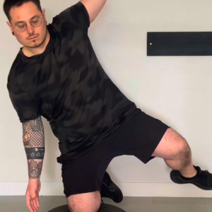 Equilibre à genou sur Bosu