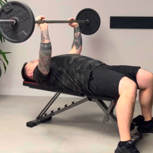 Développé couché à la barre
