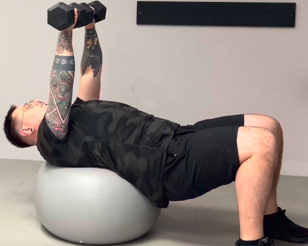 Développé couché au Swiss Ball
